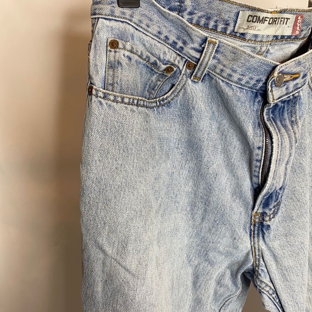 REWORKED LEVI JEANS